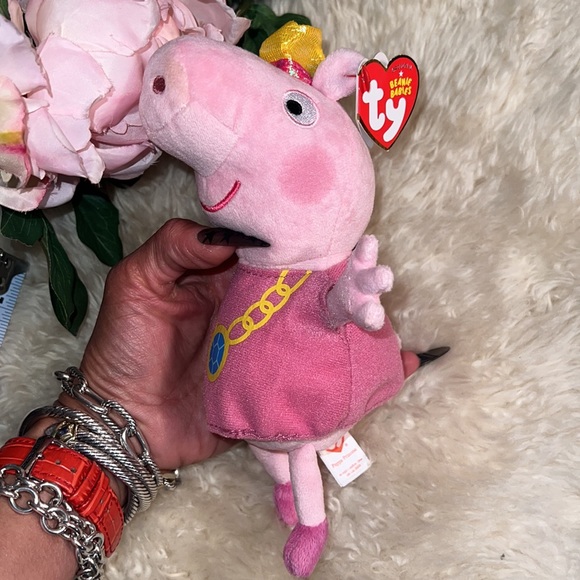 Princess Peppa Pig 🐷 👑 - Picture 1 of 6